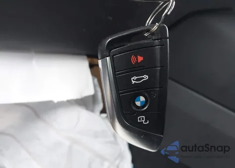 2021 BMW X3 xDrive30I z USA, uszkodzony, nr VIN 5UXTY5C09M9H33391